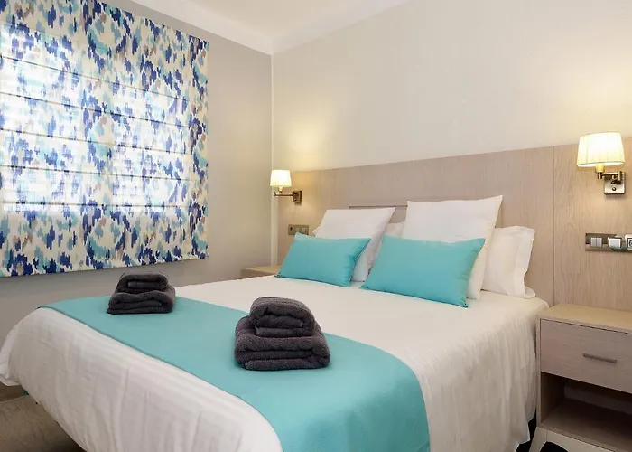 아파르타멘토스 루스 이 마르 *