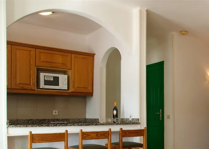 아파르타멘토스 루스 이 마르 *